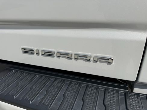 Used 2022 GMC Sierra 1500 Denali w/ Denali Reserve Package AWD/4WD image 50