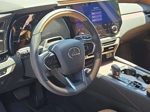 Certified 2025 Lexus RX 350 w/ Convenience Package AWD/4WD image 16