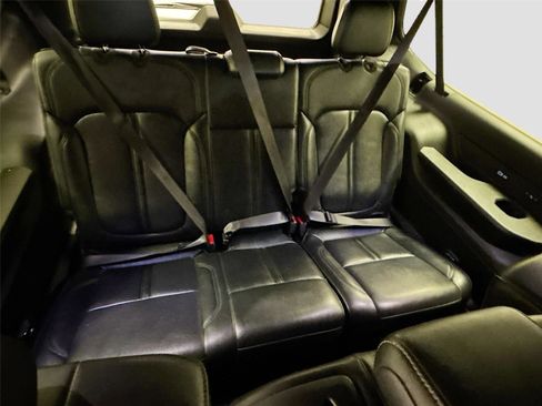 Used 2024 Jeep Wagoneer L Series II w/ Flexible Seating Group image 28