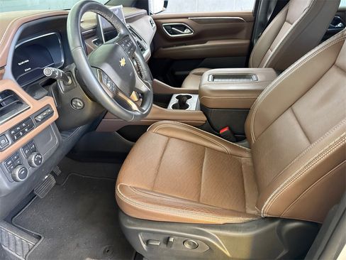 Used 2023 Chevrolet Tahoe High Country image 9
