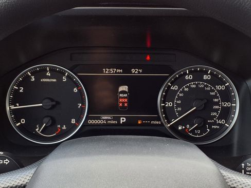 New 2025 Mitsubishi Outlander ES image 13