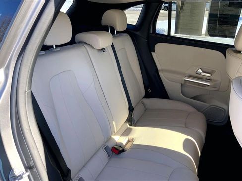 Used 2023 Mercedes-Benz GLA 250 4MATIC image 20