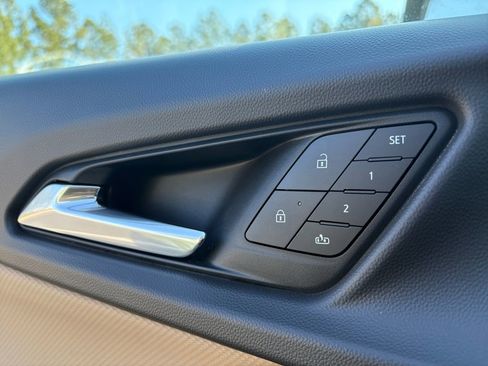 New 2026 Chevrolet Equinox ACTIV w/ Convenience Package III image 28