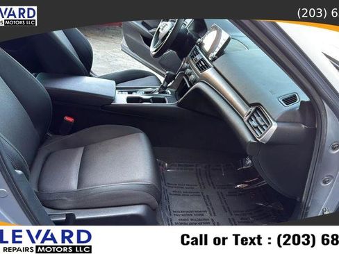 Used 2021 Honda Accord LX image 38