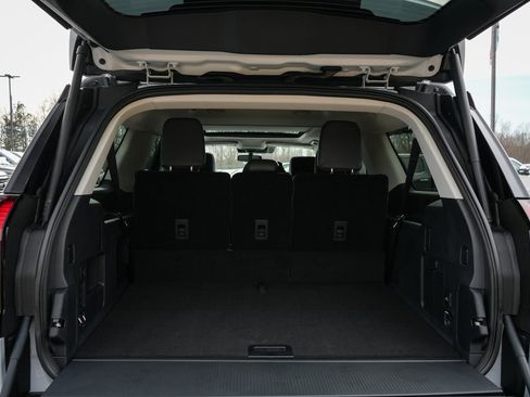 New 2026 Ford Expedition Max Active AWD/4WD image 9