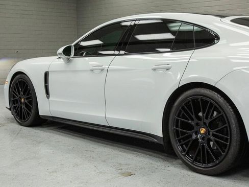 Used 2023 Porsche Panamera image 46