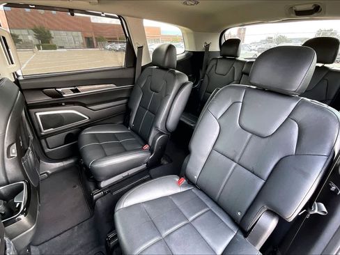 Certified 2022 Kia Telluride EX w/ EX Premium Package AWD/4WD image 27