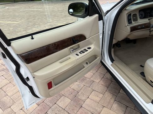Used 2006 Mercury Grand Marquis LS RWD image 11