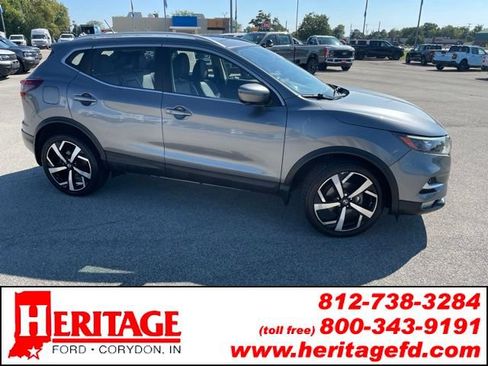 Used 2020 Nissan Rogue Sport SL w/ Premium Package AWD/4WD image 1