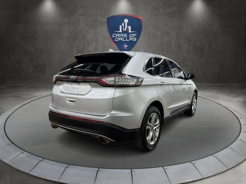 Used 2017 Ford Edge Titanium FWD image 5