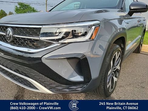 Certified 2023 Volkswagen Taos SEL AWD/4WD image 25