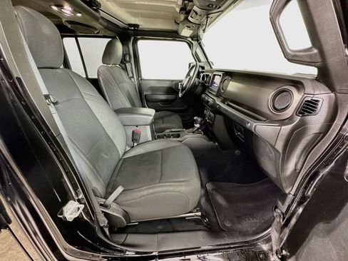 Used 2020 Jeep Wrangler Unlimited Sport S AWD/4WD image 33