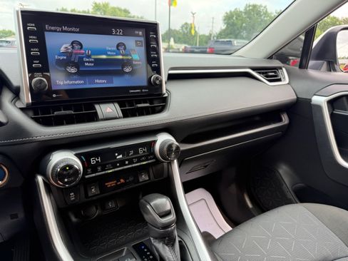 Used 2022 Toyota RAV4 XLE w/ Convenience Package AWD/4WD image 12