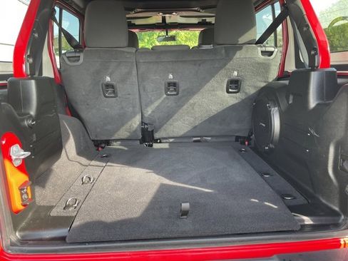 Used 2020 Jeep Wrangler Unlimited Sport image 12
