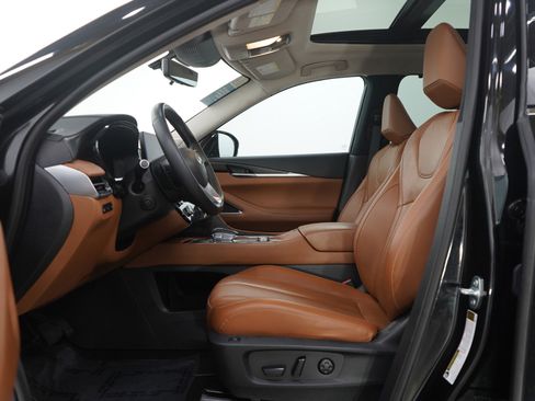 Used 2024 INFINITI QX60 Sensory image 26