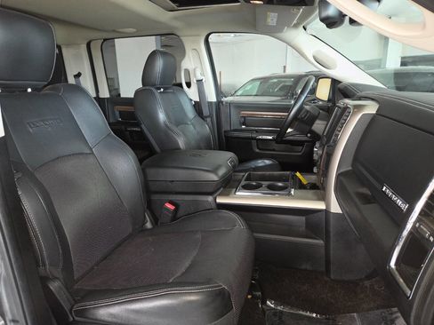 Used 2013 RAM 1500 Laramie w/ Convenience Group AWD/4WD image 33