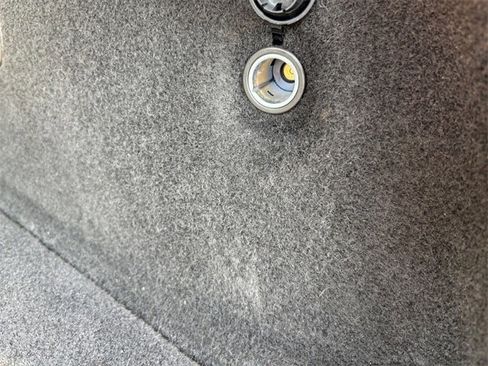 Used 2019 Buick Envision Preferred image 32