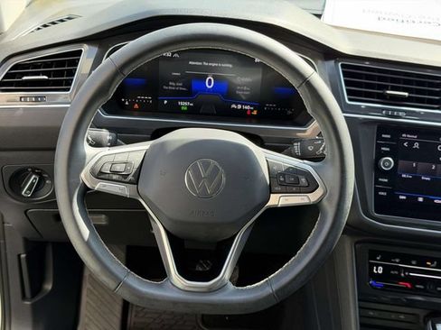 Certified 2023 Volkswagen Tiguan SE AWD/4WD image 15