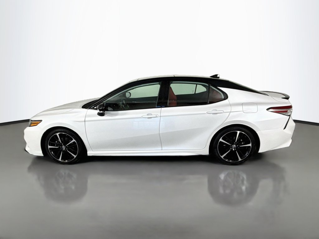 Used 2019 Toyota Camry XSE FWD image 2