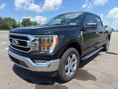 Used 2022 Ford F150 XLT w/ Equipment Group 302A High AWD/4WD image 2