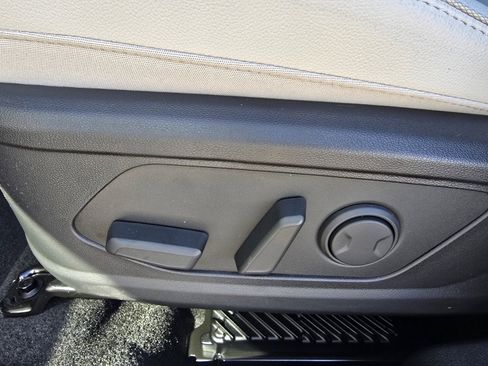 New 2026 Hyundai Tucson Limited image 16