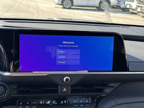 New 2026 Toyota Crown Signia Limited image 25