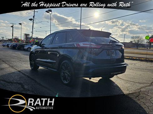 Used 2022 Ford Edge SE w/ Black Appearance Package image 8