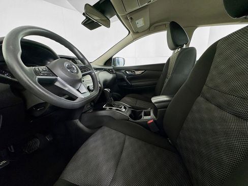 Used 2020 Nissan Rogue Sport SV image 21