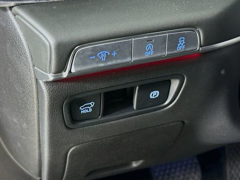 Used 2024 Genesis GV80 2.5T image 10