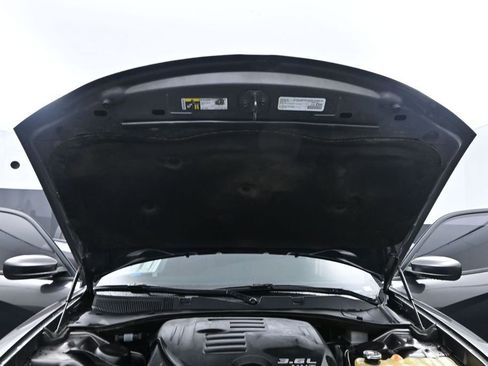 Used 2017 Dodge Charger SXT AWD/4WD image 21