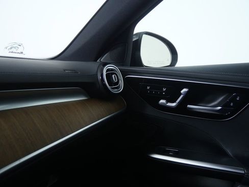 Used 2022 Mercedes-Benz C 300 Sedan image 23