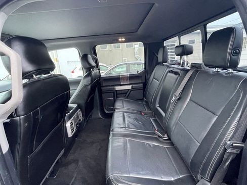 Used 2017 Ford F250 Lariat w/ Chrome Package image 18
