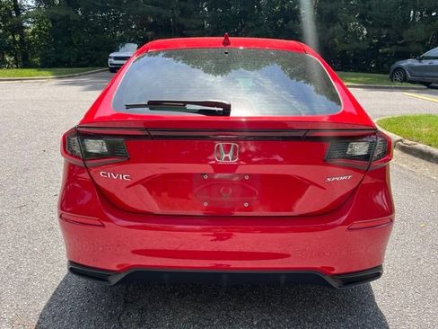 Used 2022 Honda Civic Sport image 8