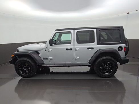 Used 2023 Jeep Wrangler Unlimited Sport AWD/4WD image 4