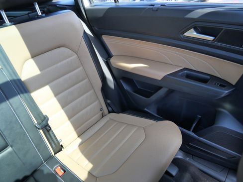 Certified 2022 Volkswagen Atlas Cross Sport SEL Premium R-Line image 14