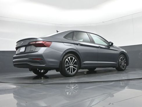 Used 2024 Volkswagen Jetta Sport image 49