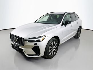 Used 2025 Volvo XC60 B5 Core AWD/4WD video 1