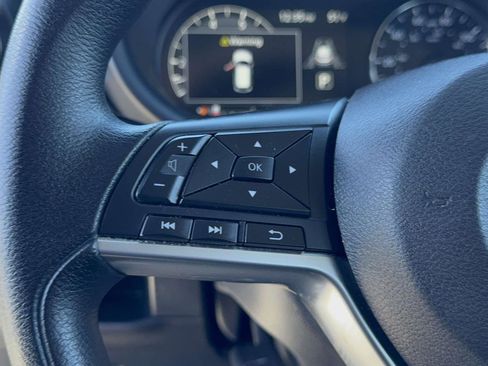 Used 2023 Nissan Kicks SV image 16