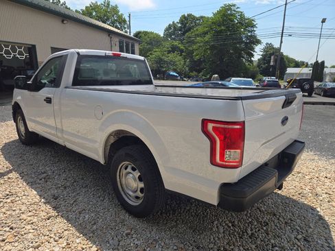 Used 2017 Ford F150 XL w/ Equipment Group 101A Mid RWD image 4