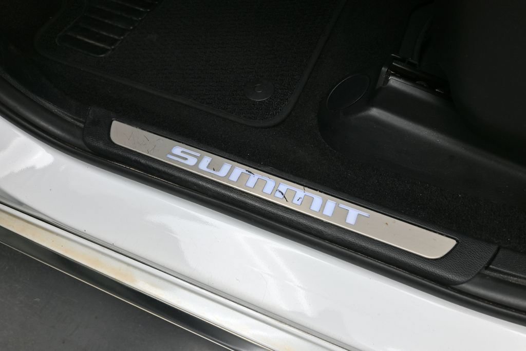 Used 2021 Jeep Grand Cherokee Summit w/ Platinum Series Group AWD/4WD image 14