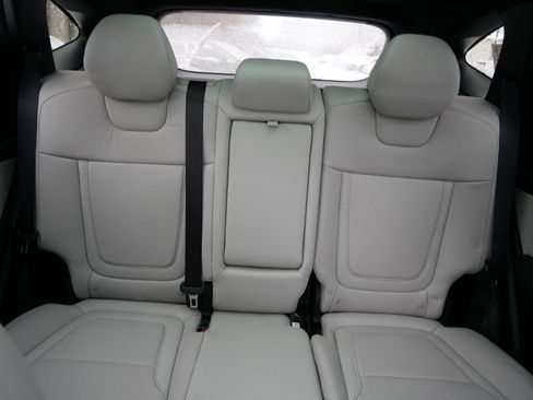 New 2026 Hyundai Tucson Limited image 7