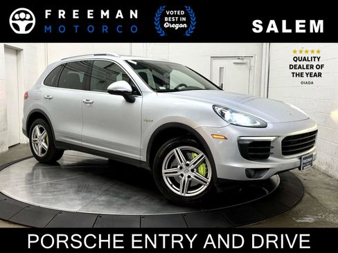 Used 2016 Porsche Cayenne S AWD/4WD image 1
