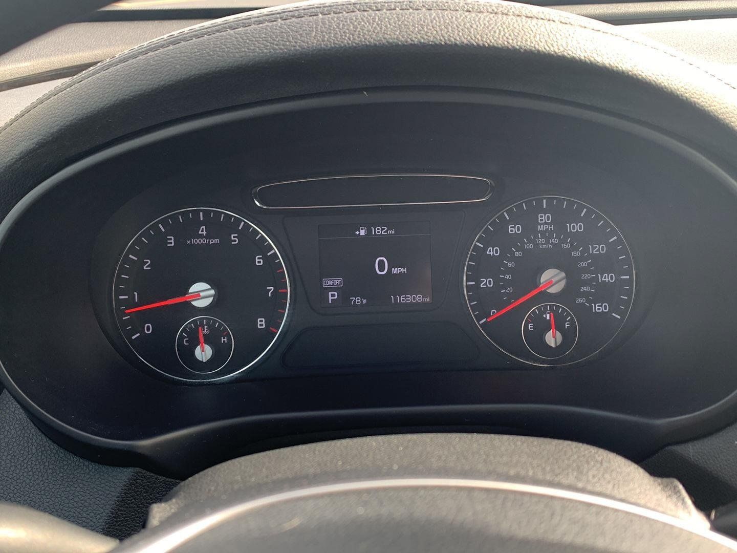 Used 2019 Kia Sorento FWD V6 image 9