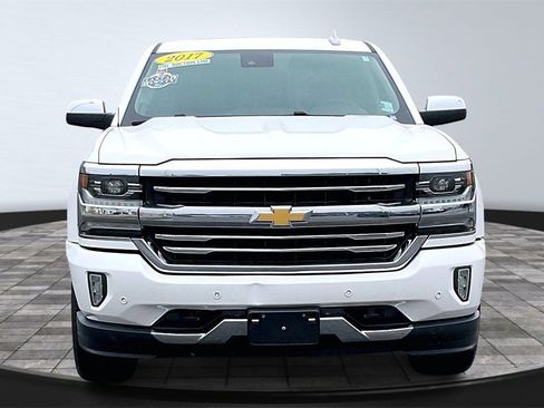 Used 2017 Chevrolet Silverado 1500 High Country image 3