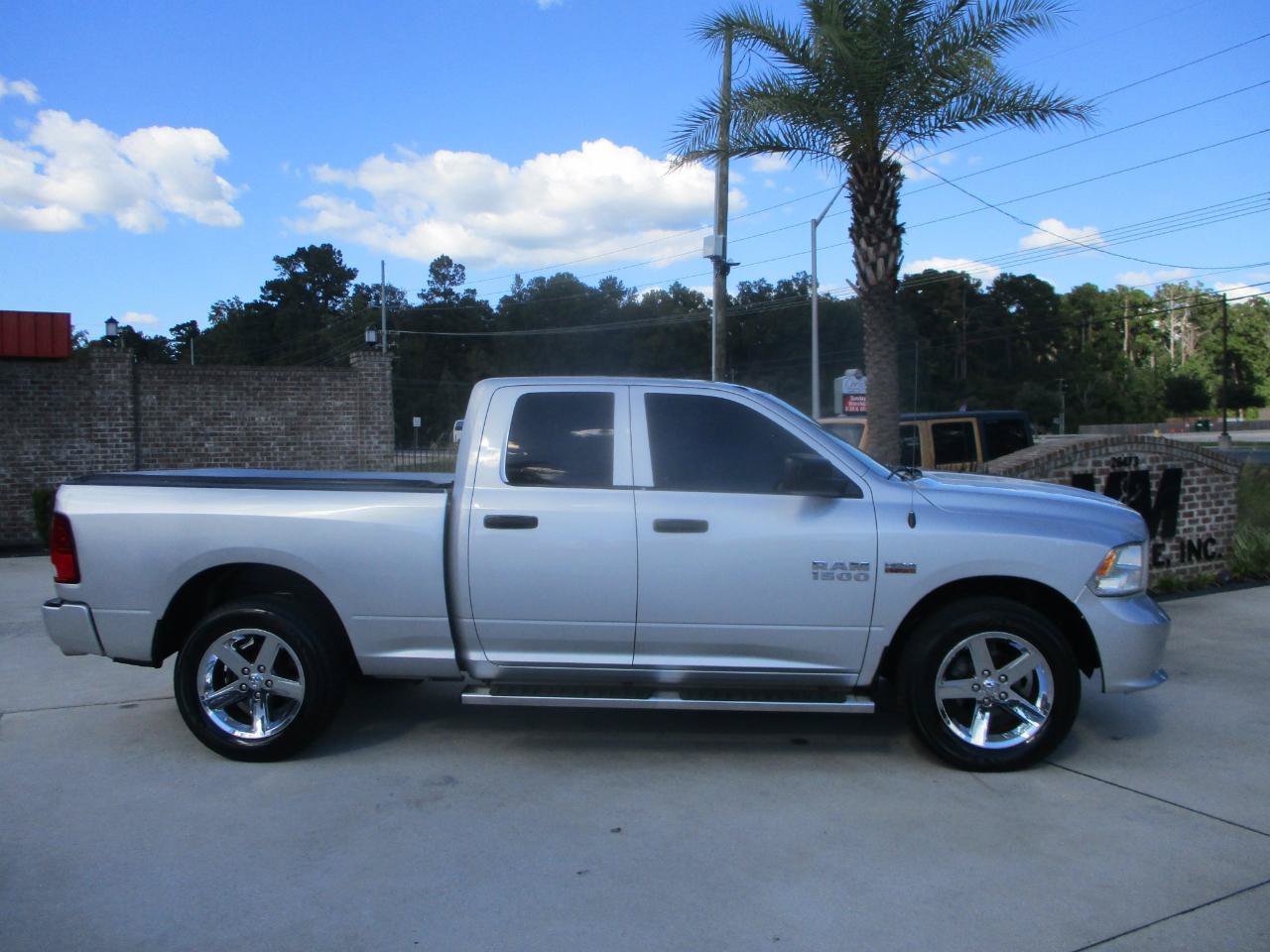 Used 2014 RAM 1500 Express AWD/4WD image 15