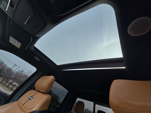 Certified 2023 Ford F150 Platinum w/ Equipment Group 701A High image 22