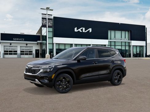 New 2026 Kia Seltos EX FWD image 3