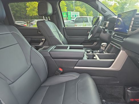 Used 2026 Toyota Tundra Limited w/ Limited PVM Package AWD/4WD image 10