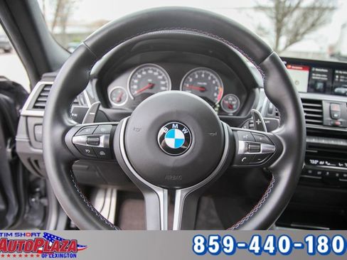 Used 2018 BMW M3 image 29