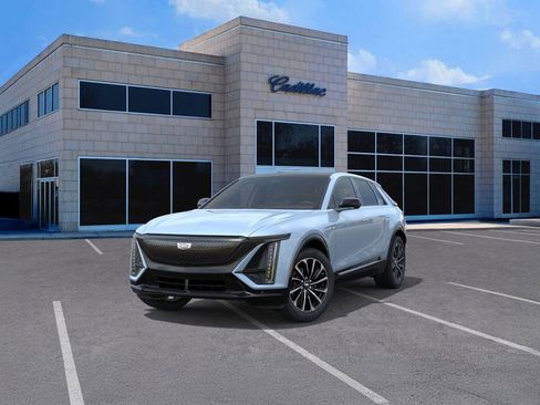 New 2025 Cadillac Lyriq Sport image 8
